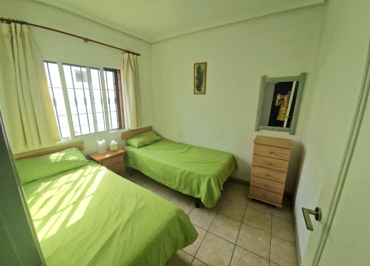 Lovely Apartment Near The Beach In Sunny La Mata Torrevieja Buitenkant foto