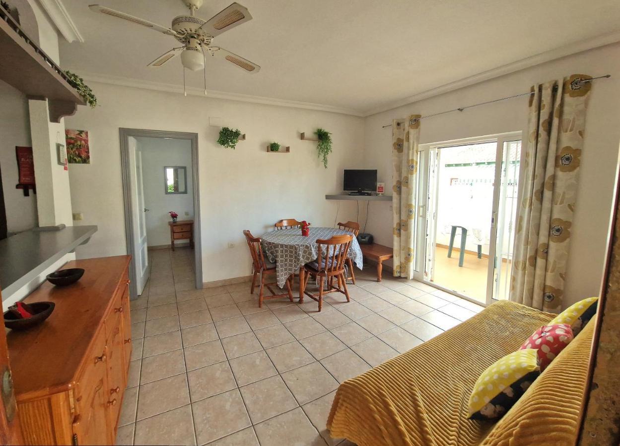 Lovely Apartment Near The Beach In Sunny La Mata Torrevieja Buitenkant foto